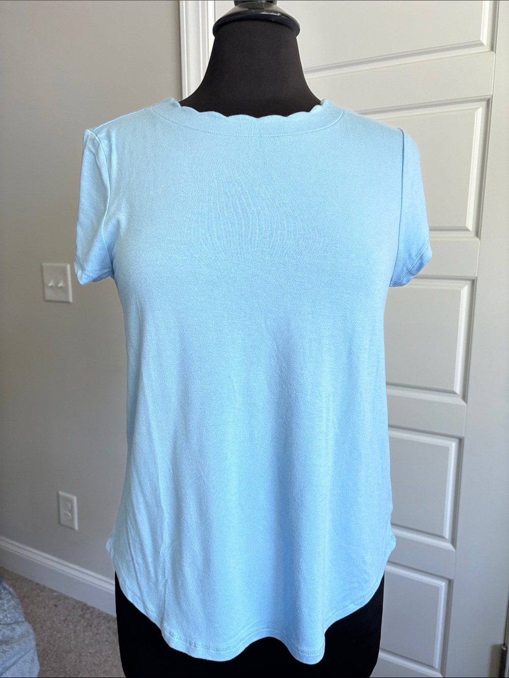 Cable & Gauge Light Blue Short Sleeve Scallop Neck Tee